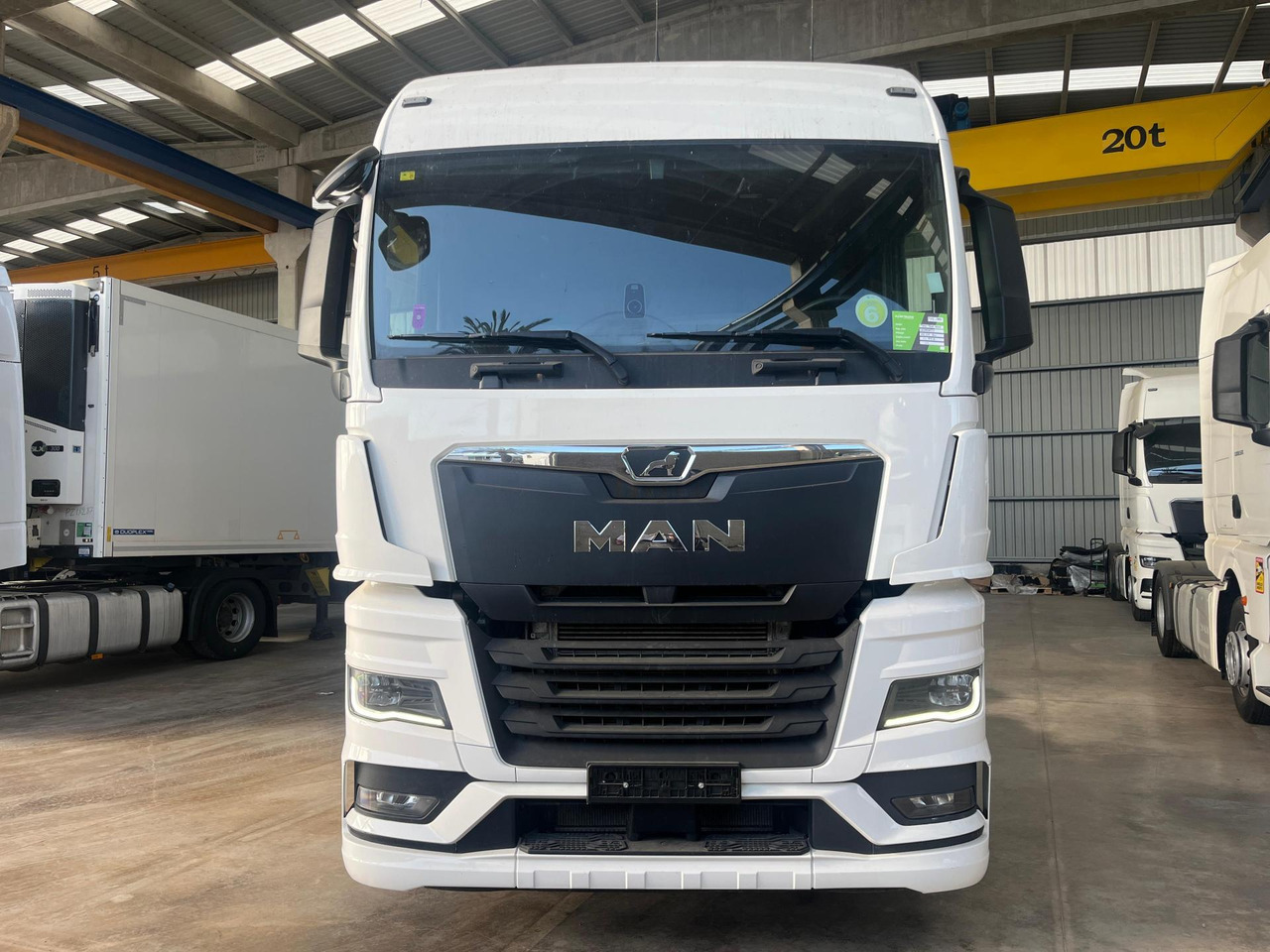 MAN TGX 18.470 GM Retarder - Тягач: фото 3 MAN TGX 18.470 GM Retarder - Тягач: фото 3