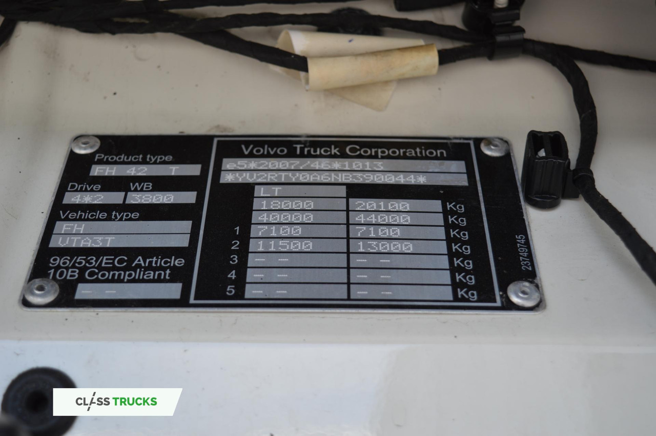 Тягач Volvo FH 460 Globetrotter XL i-Save: фото 18 Тягач Volvo FH 460 Globetrotter XL i-Save: фото 18