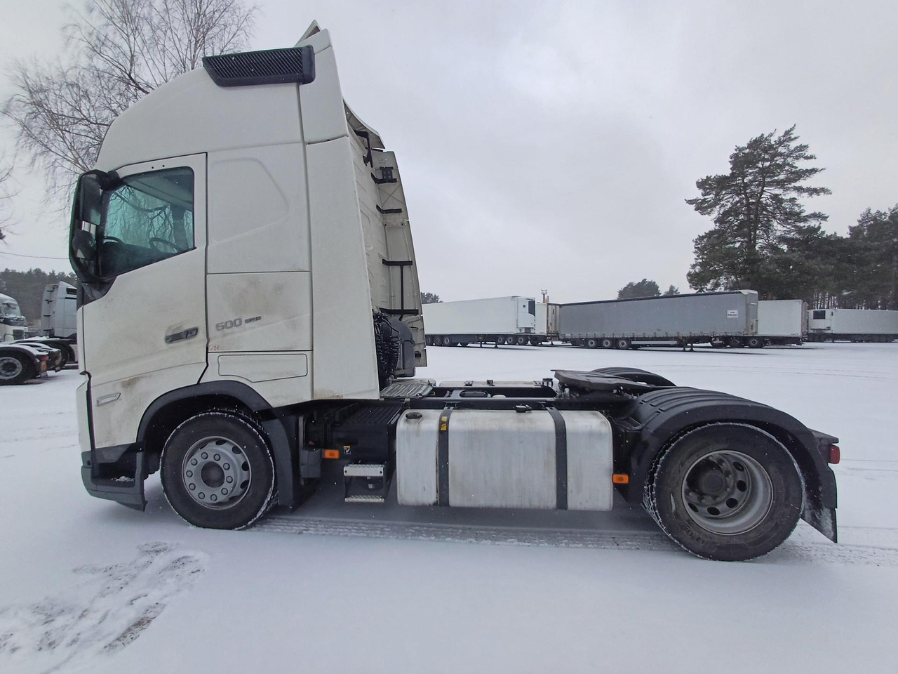 Volvo FH 500 Globetrotter XL - Тягач: фото 4 Volvo FH 500 Globetrotter XL - Тягач: фото 4