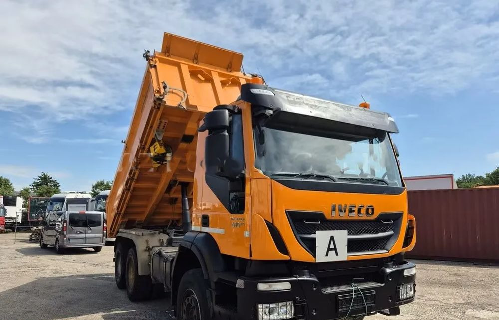 Iveco Trakker 410 BB 6x4 – Wywrotka 12 m³ / Manual / MEILLER BORDMATIK / Euro 6 / Klima / Tempomat - Самосвал: фото 2 Iveco Trakker 410 BB 6x4 – Wywrotka 12 m³ / Manual / MEILLER BORDMATIK / Euro 6 / Klima / Tempomat - Самосвал: фото 2