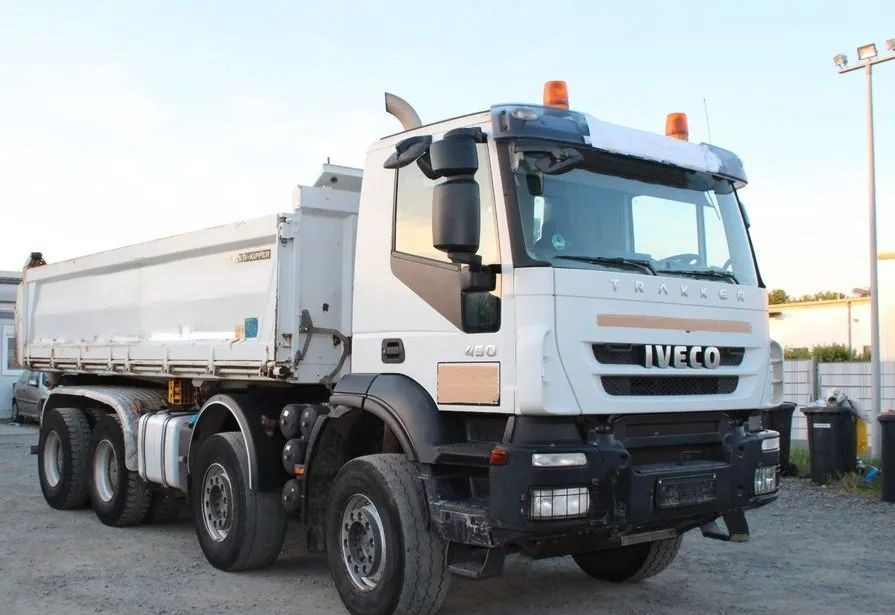 Iveco Trakker 450 |8x4 | Wywrotka trójstronna Meiller Bordmatik | Euro 5 | - Самосвал: фото 2 Iveco Trakker 450 |8x4 | Wywrotka trójstronna Meiller Bordmatik | Euro 5 | - Самосвал: фото 2