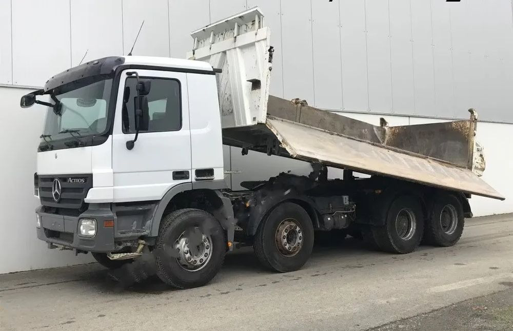 Mercedes-Benz Actros 4141 K 8x4 • 3-stronny wywrot • Bordmatik • Tempomat •Euro4 - Самосвал: фото 4 Mercedes-Benz Actros 4141 K 8x4 • 3-stronny wywrot • Bordmatik • Tempomat •Euro4 - Самосвал: фото 4