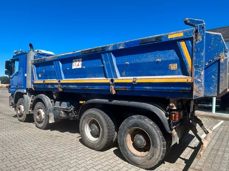 Mercedes-Benz Actros 4141 K 8x4 / Meiller Trójstronna Wywrotka / Automat / Euro 5 / Klima / 36T DMC - Самосвал: фото 4 Mercedes-Benz Actros 4141 K 8x4 / Meiller Trójstronna Wywrotka / Automat / Euro 5 / Klima / 36T DMC - Самосвал: фото 4