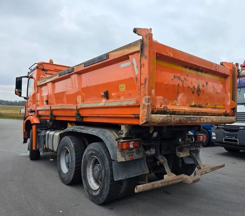Mercedes-Benz Arocs 2645 6x4 – Wywrotka Meiller 3- stronny/ Manual / Retarder / BORDMATIK / Blatt/Blatt - Самосвал: фото 2 Mercedes-Benz Arocs 2645 6x4 – Wywrotka Meiller 3- stronny/ Manual / Retarder / BORDMATIK / Blatt/Blatt - Самосвал: фото 2