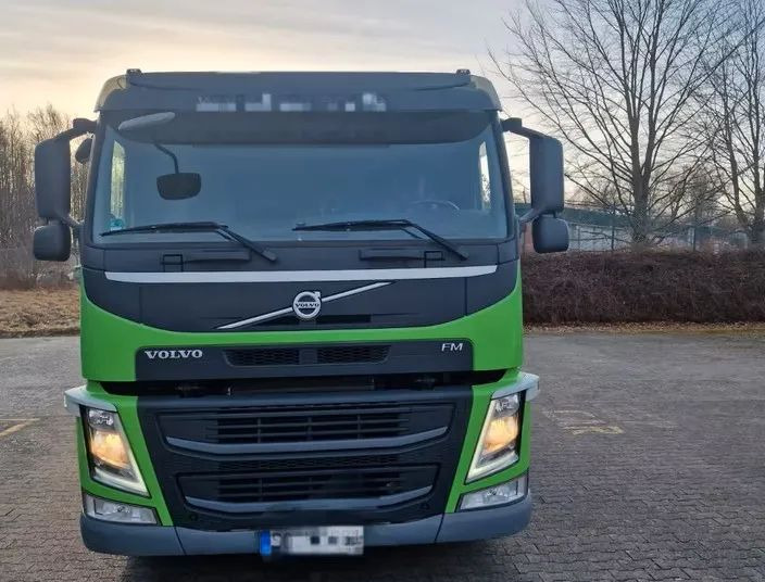 Volvo FM 420 – zabudowa + plandeka / Automatyczna skrzynia / Euro 6 / Zawieszenie pneumatyczne/ 4x2/ - Тентованный грузовик: фото 5 Volvo FM 420 – zabudowa + plandeka / Automatyczna skrzynia / Euro 6 / Zawieszenie pneumatyczne/ 4x2/ - Тентованный грузовик: фото 5