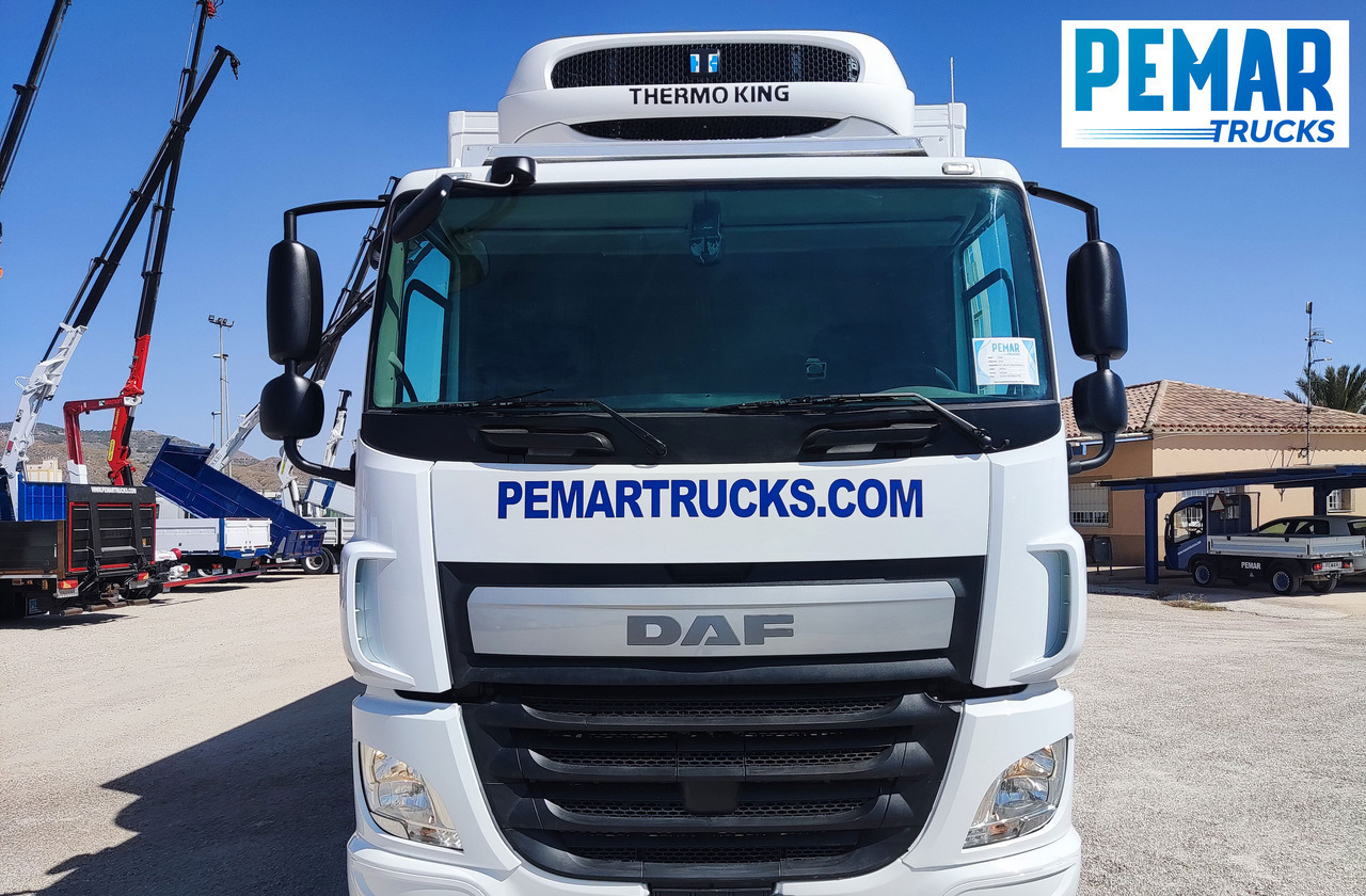 DAF CF 330 FRIGORIFICO 18T - Рефрижератор: фото 2 DAF CF 330 FRIGORIFICO 18T - Рефрижератор: фото 2