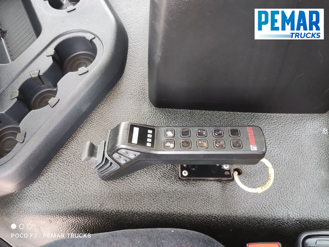 MERCEDES-BENZ ANTOS 2546 6X2 MULTILIFT в лизинг MERCEDES-BENZ ANTOS 2546 6X2 MULTILIFT: фото 30