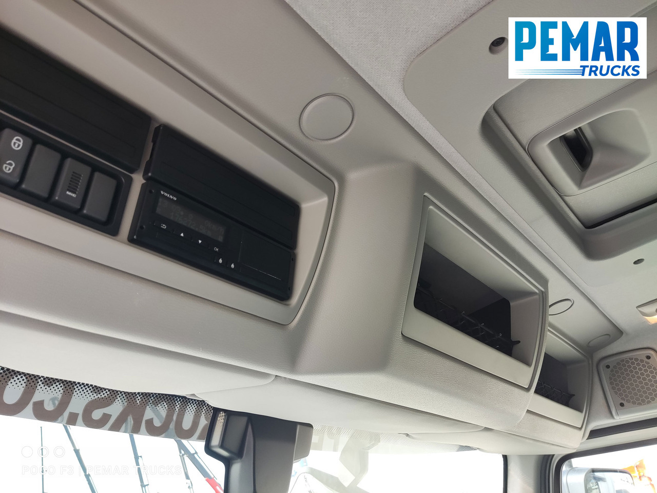 Грузовик с закрытым кузовом VOLVO FL 210 CAJA CERRADA 12T EURO 6: фото 18