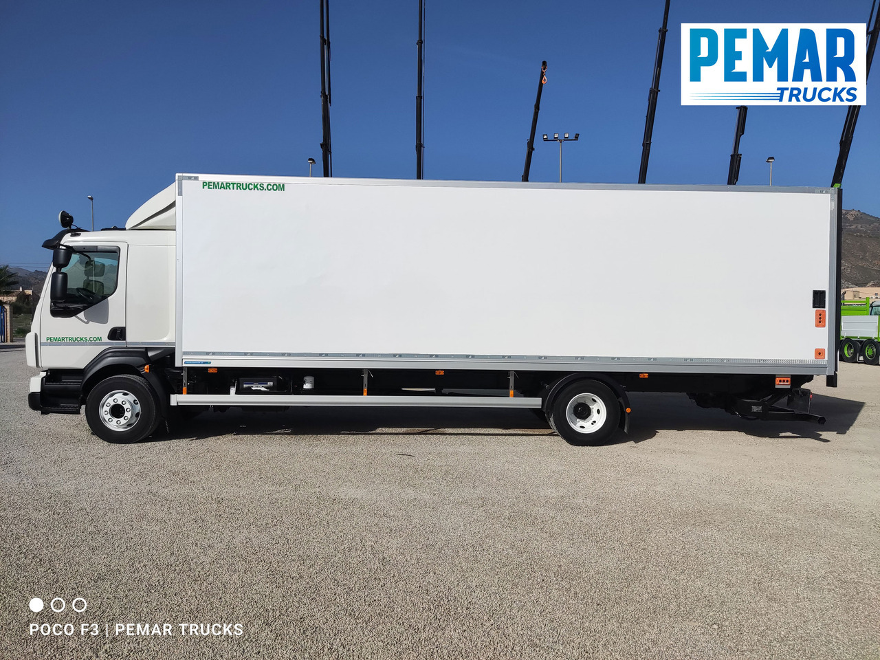 Грузовик с закрытым кузовом VOLVO FL 210 CAJA CERRADA 12T EURO 6: фото 8