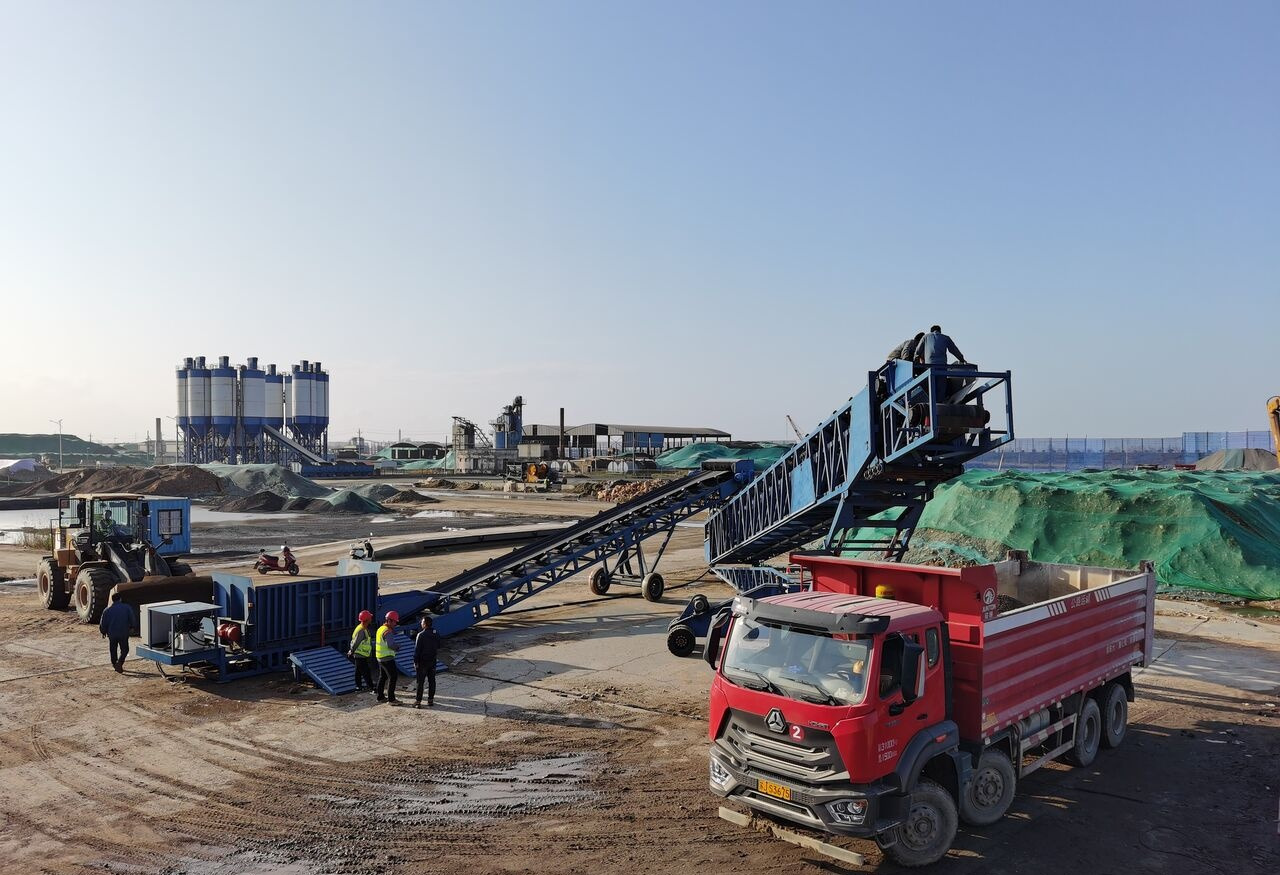 Kinglink New Belt Conveyor | Telescopic Radial Stacker - Ленточный конвейер: фото 1 Kinglink New Belt Conveyor | Telescopic Radial Stacker - Ленточный конвейер: фото 1