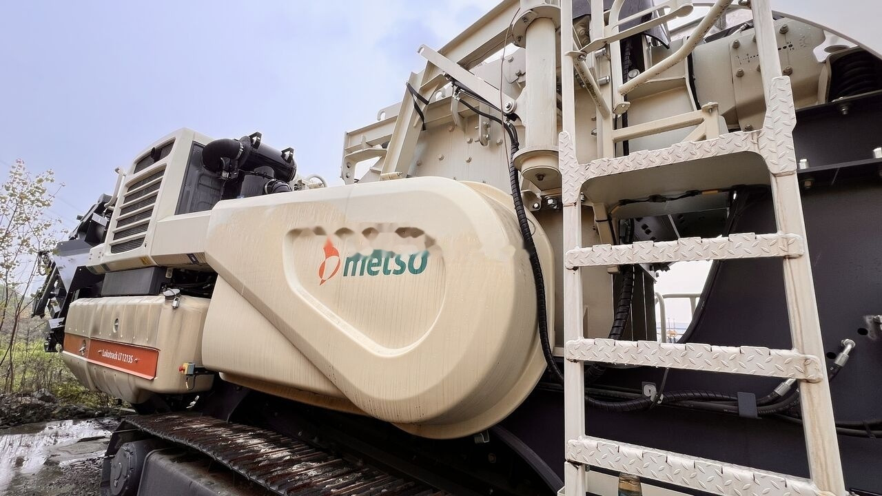 Metso NEW Lokotrack LT1213S mobile horizontal impact crusher - Мобильная дробилка: фото 1 Metso NEW Lokotrack LT1213S mobile horizontal impact crusher - Мобильная дробилка: фото 1