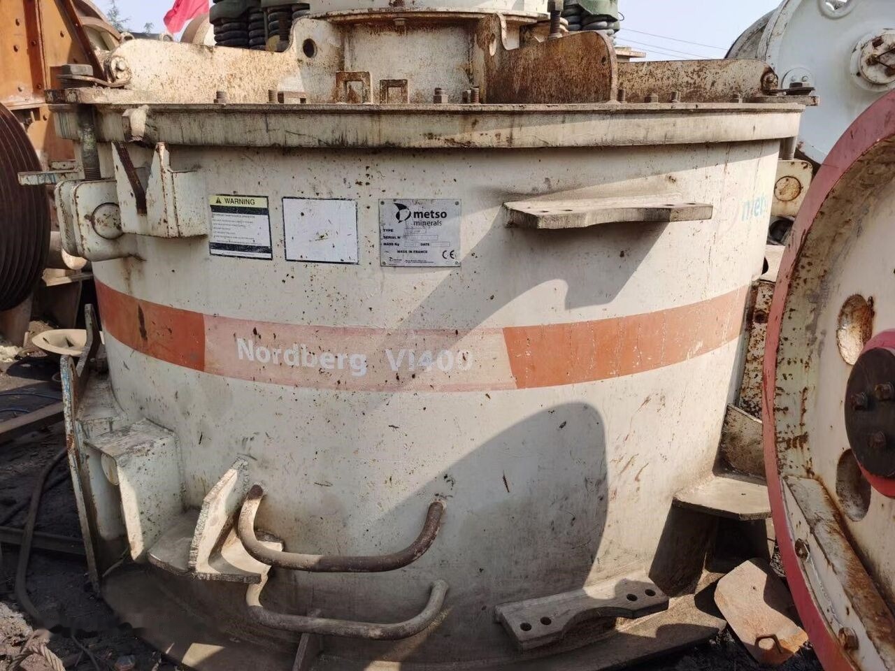 Nordberg VI400 - Конусная дробилка: фото 1 Nordberg VI400 - Конусная дробилка: фото 1