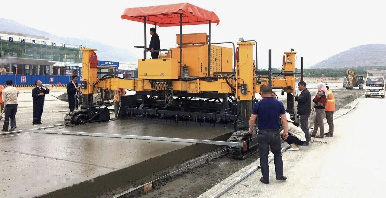 Wirtgen SP500 Concrete Slipform Paver - Бетоноукладчик: фото 4 Wirtgen SP500 Concrete Slipform Paver - Бетоноукладчик: фото 4