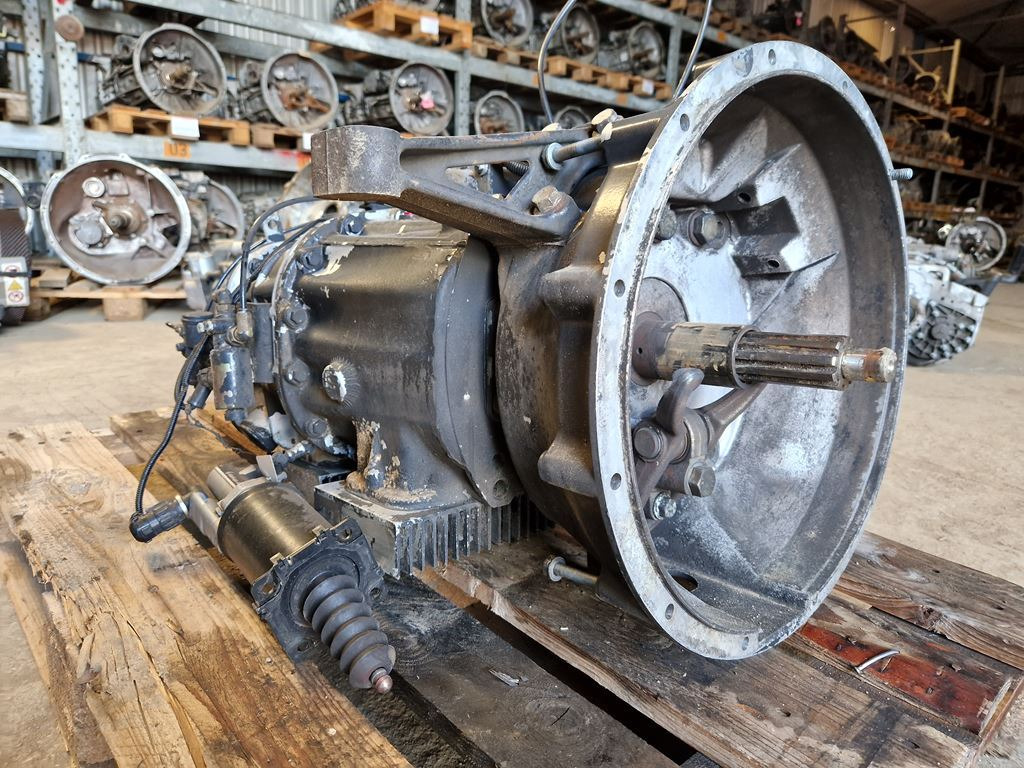 EATON / VICKERS Y 08389 - Коробка передач для Грузовиков: фото 4 EATON / VICKERS Y 08389 - Коробка передач для Грузовиков: фото 4