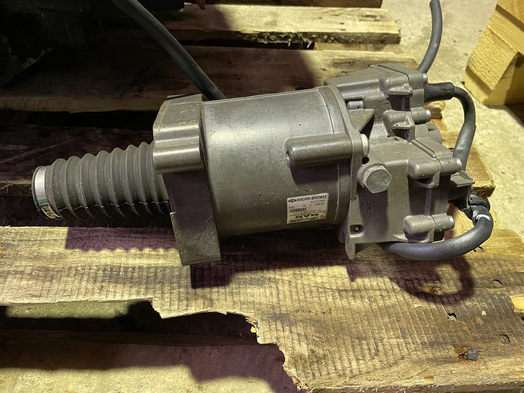 KNORR-BREMSE ASTRONIC AIR CLUTCH - 81.30716 - 6115 - Сцепление и запчасти для Грузовиков: фото 1 KNORR-BREMSE ASTRONIC AIR CLUTCH - 81.30716 - 6115 - Сцепление и запчасти для Грузовиков: фото 1
