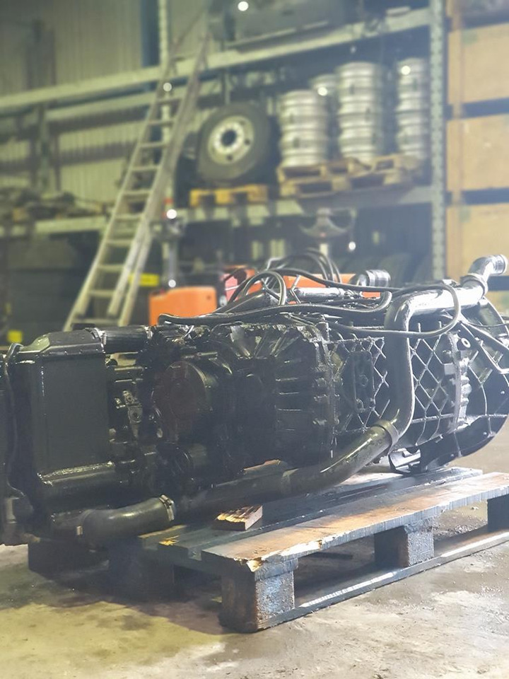 MAN TGA 16 S 2221 TD WITH INTARDER - Коробка передач для Грузовиков: фото 4 MAN TGA 16 S 2221 TD WITH INTARDER - Коробка передач для Грузовиков: фото 4