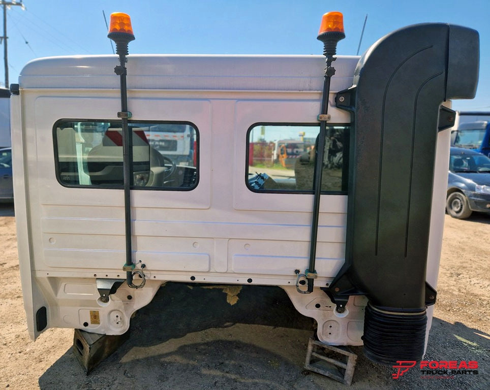 MERCEDES ACTROS MP2 MEDIUM - Кабина: фото 5 MERCEDES ACTROS MP2 MEDIUM - Кабина: фото 5