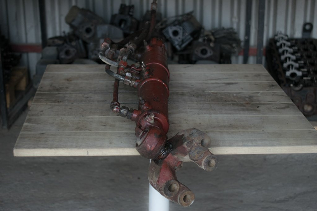 MERCEDES-BENZ SK HYDRAULIC STEERING BOTTLE - Гидравлический цилиндр для Грузовиков: фото 3 MERCEDES-BENZ SK HYDRAULIC STEERING BOTTLE - Гидравлический цилиндр для Грузовиков: фото 3