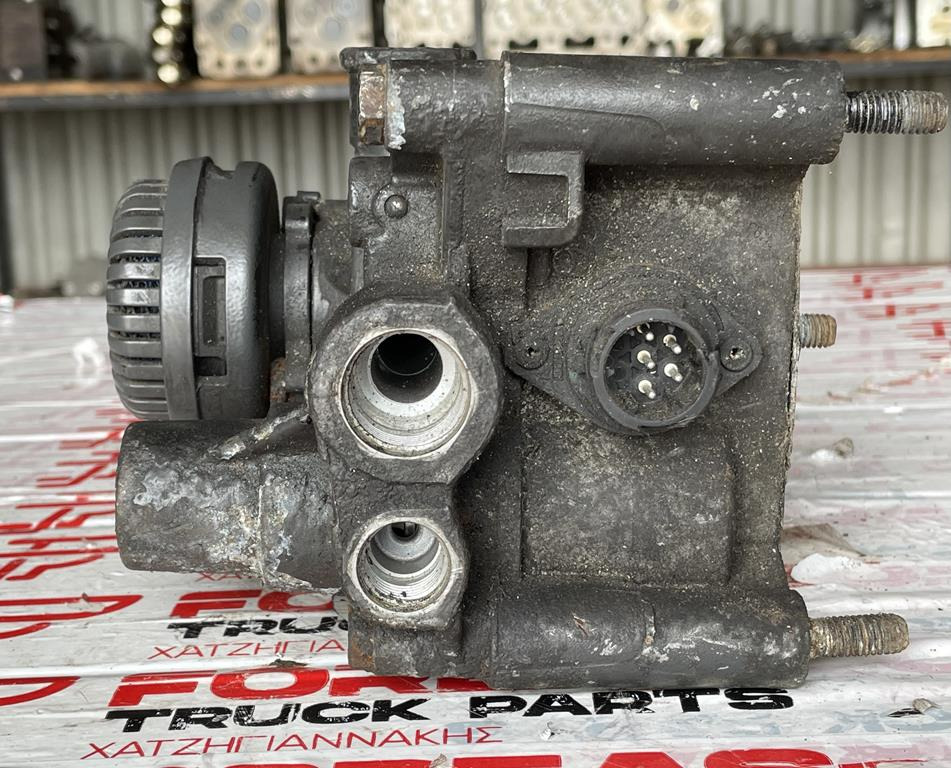 WABCO AIR VALVE FOR MERCEDES - A 005 429 8944 - Тормозной клапан для Грузовиков: фото 2 WABCO AIR VALVE FOR MERCEDES - A 005 429 8944 - Тормозной клапан для Грузовиков: фото 2