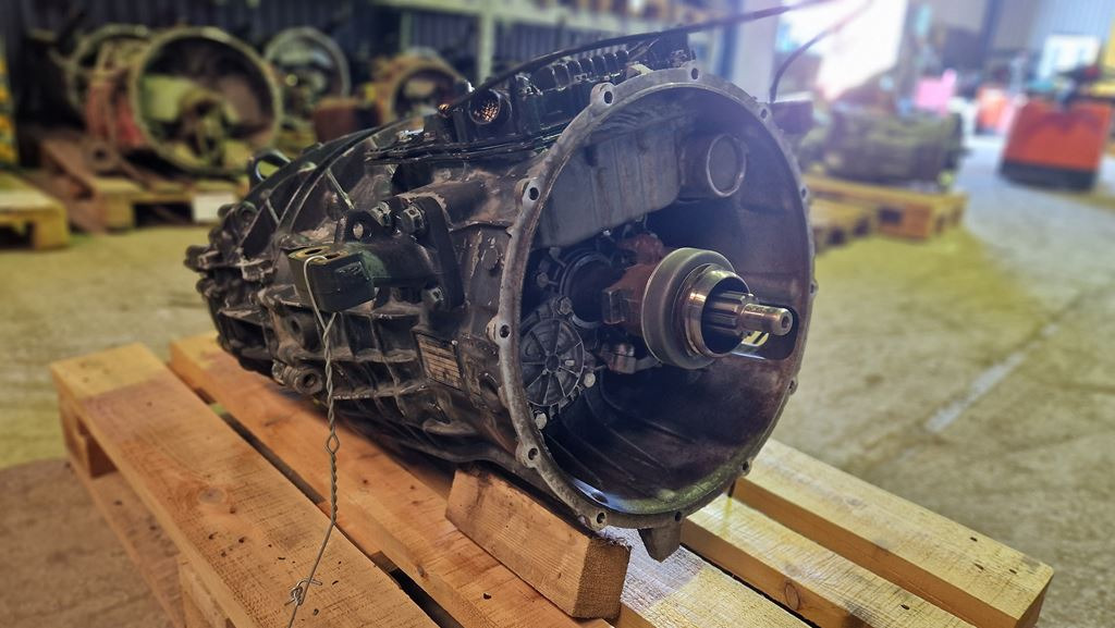 ZF ASTRONIC MID 12 AS 1210 TO - 81.32004 - 6194 - Коробка передач для Грузовиков: фото 1 ZF ASTRONIC MID 12 AS 1210 TO - 81.32004 - 6194 - Коробка передач для Грузовиков: фото 1