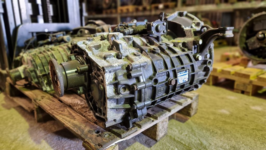 ZF ECOLITE 6S 1OOO TO FOR MAN - 81.32004-6335 - Коробка передач для Грузовиков: фото 2 ZF ECOLITE 6S 1OOO TO FOR MAN - 81.32004-6335 - Коробка передач для Грузовиков: фото 2