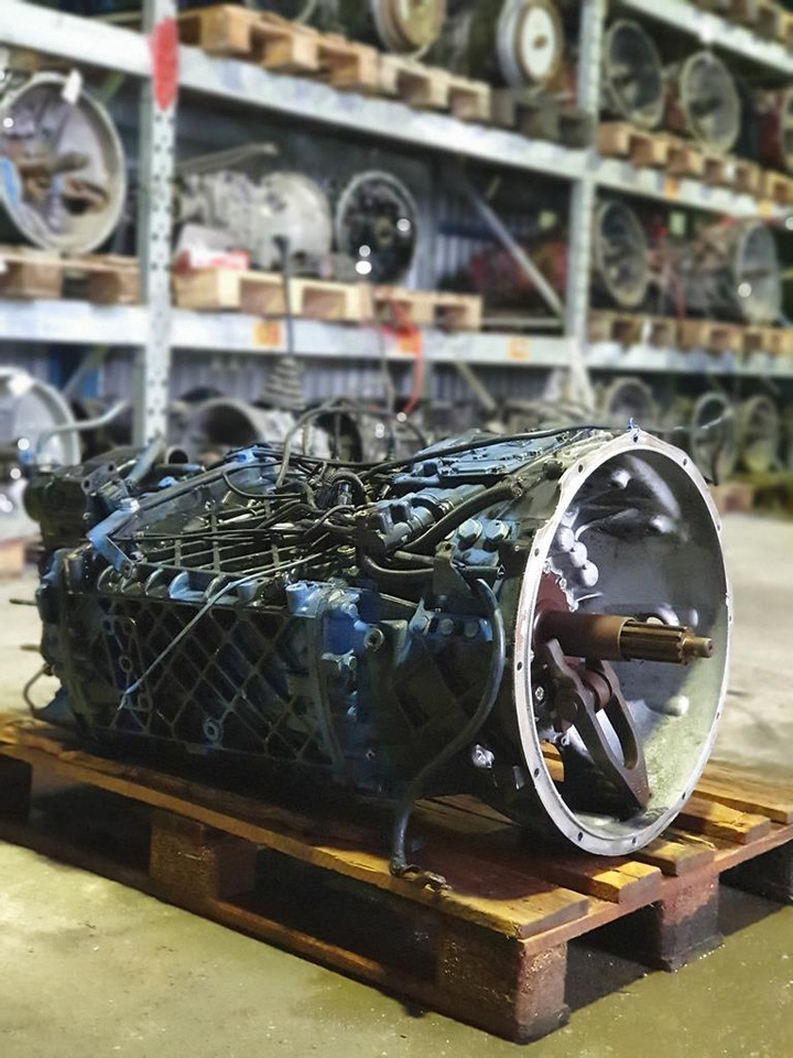 ZF FOR MAN TGA - WITH INTARDER - Коробка передач для Грузовиков: фото 1 ZF FOR MAN TGA - WITH INTARDER - Коробка передач для Грузовиков: фото 1