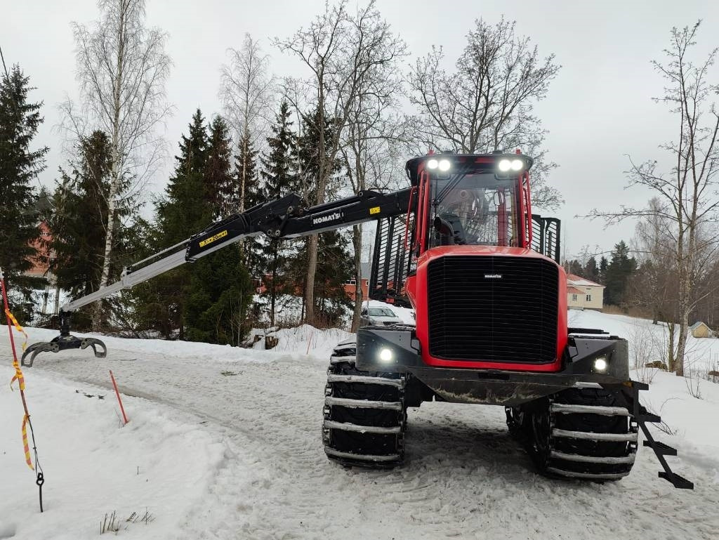 Форвардер Komatsu 875: фото 9