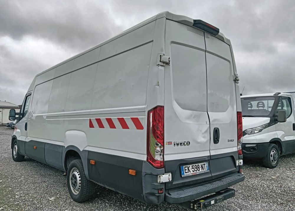 Iveco 35S14,35S13,35C13,35C12, - Цельнометаллический фургон: фото 4 Iveco 35S14,35S13,35C13,35C12, - Цельнометаллический фургон: фото 4