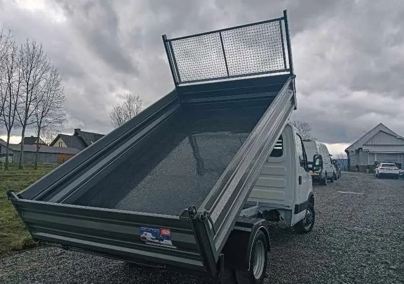 Iveco DAILY 35C13, 35C12, 35C15 - Малотоннажный самосвал: фото 2 Iveco DAILY 35C13, 35C12, 35C15 - Малотоннажный самосвал: фото 2