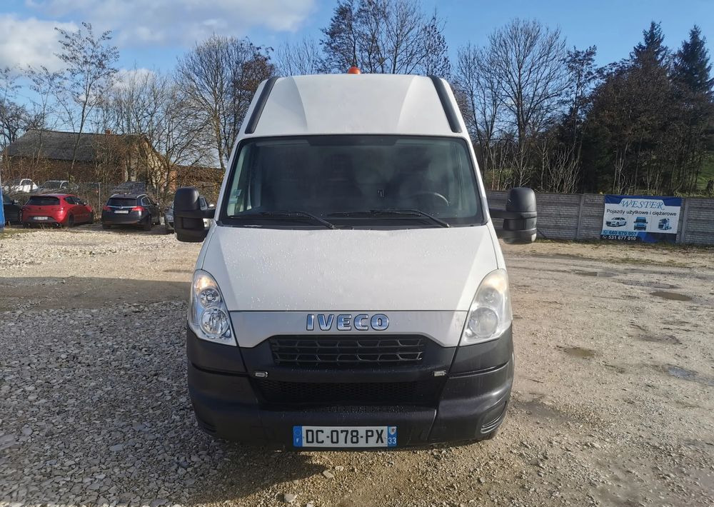 Iveco Daily 35C15 blaszak 3.0-150KM blizniak L3H3 długi Hak - Цельнометаллический фургон: фото 2 Iveco Daily 35C15 blaszak 3.0-150KM blizniak L3H3 długi Hak - Цельнометаллический фургон: фото 2