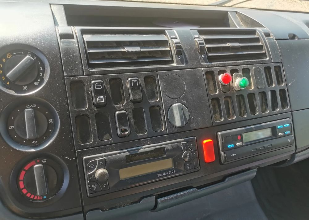 Грузовик бортовой/ Платформа, Автоманипулятор Mercedes-Benz Atego 1823 żuraw HDS Atlas 105.2 koła 315/80R22,5: фото 15