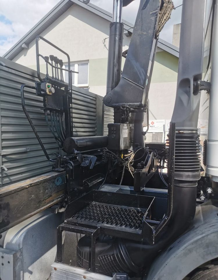 Грузовик бортовой/ Платформа, Автоманипулятор Mercedes-Benz Atego 1823 żuraw HDS Atlas 105.2 koła 315/80R22,5: фото 10 Грузовик бортовой/ Платформа, Автоманипулятор Mercedes-Benz Atego 1823 żuraw HDS Atlas 105.2 koła 315/80R22,5: фото 10