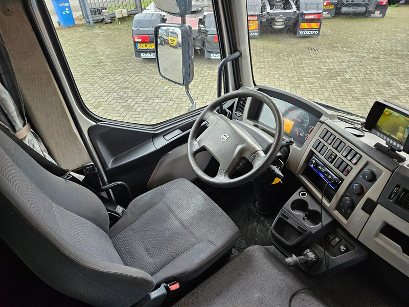 Грузовик с закрытым кузовом Volvo FL 260 Euro 5 Tail lift Apk 5-2026: фото 14