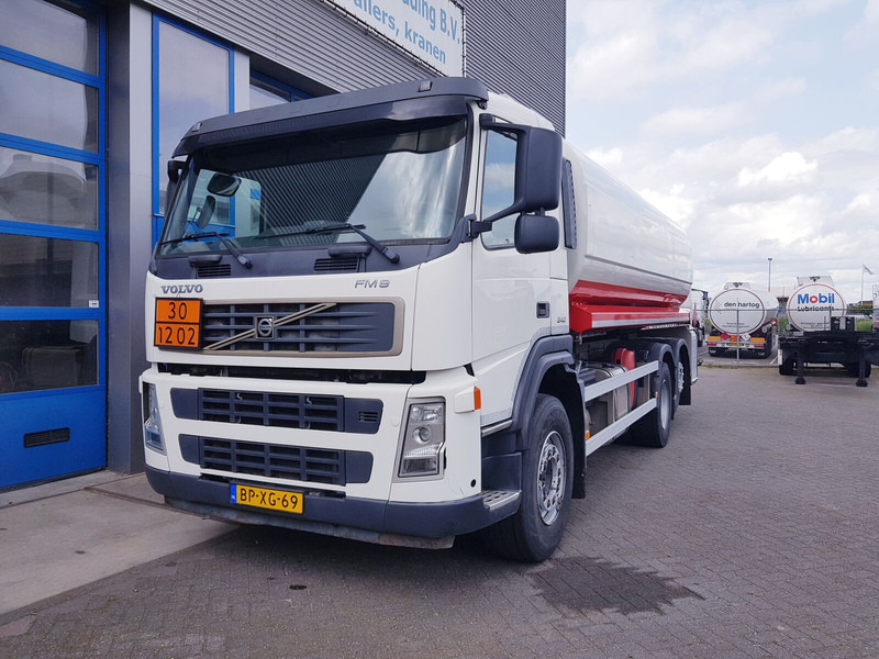 Volvo FM 9.340 Fuel 21.400 Liter 3 Comp Euro 3 - Грузовик-цистерна: фото 2 Volvo FM 9.340 Fuel 21.400 Liter 3 Comp Euro 3 - Грузовик-цистерна: фото 2
