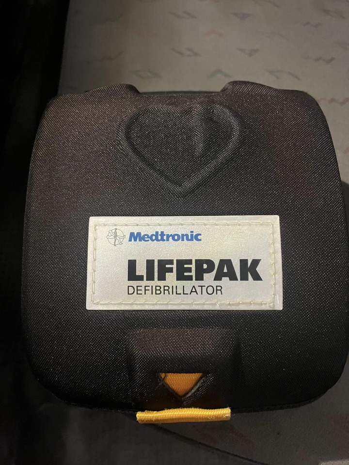Lifepak CRplus - AED / defibrillator - Машина скорой помощи: фото 2 Lifepak CRplus - AED / defibrillator - Машина скорой помощи: фото 2
