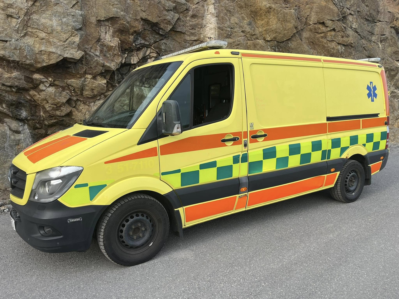 Mercedes-Benz Sprinter 319 - AMBULANCE / Krankenwagen / Швидка допомога - Машина скорой помощи: фото 2 Mercedes-Benz Sprinter 319 - AMBULANCE / Krankenwagen / Швидка допомога - Машина скорой помощи: фото 2