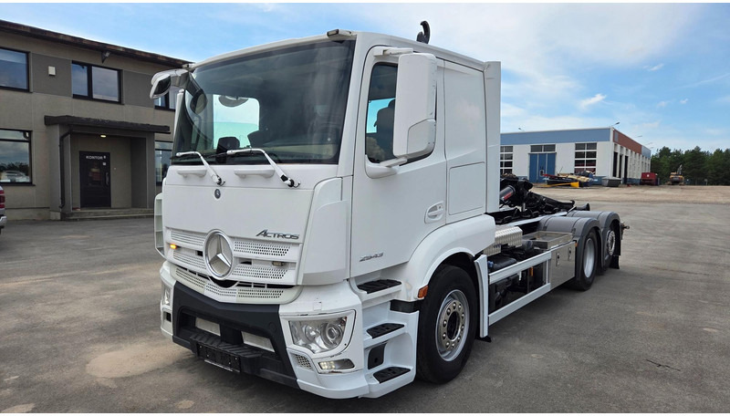 Крюковой мультилифт Mercedes-Benz Actros 2543 6X2*4: фото 16 Крюковой мультилифт Mercedes-Benz Actros 2543 6X2*4: фото 16