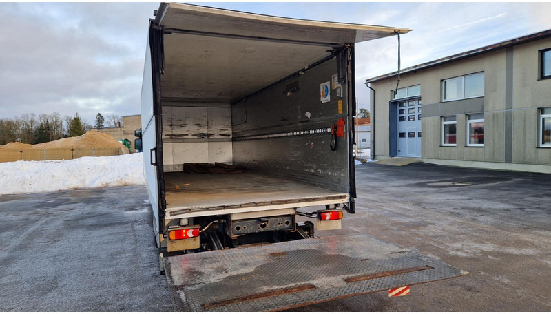 Volvo FL250 4X2 lifting box - Грузовик с закрытым кузовом: фото 5 Volvo FL250 4X2 lifting box - Грузовик с закрытым кузовом: фото 5