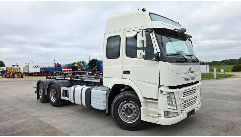 Volvo FM460 6X2*4 - Крюковой мультилифт: фото 2 Volvo FM460 6X2*4 - Крюковой мультилифт: фото 2