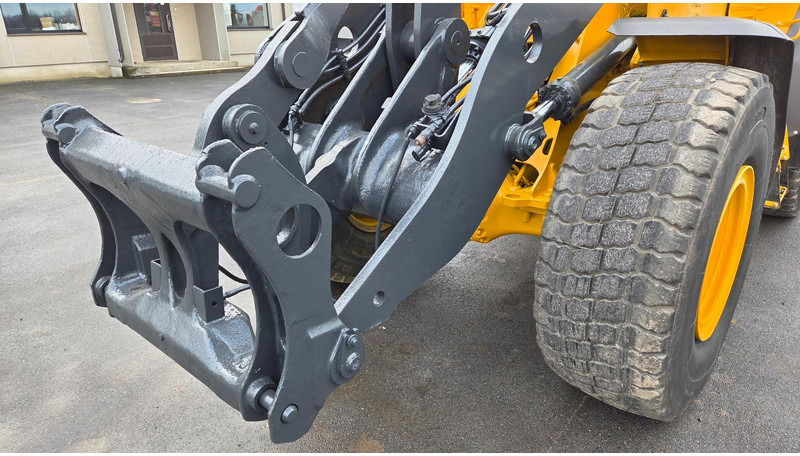 Volvo L60E 4X4 - Колёсный погрузчик: фото 5 Volvo L60E 4X4 - Колёсный погрузчик: фото 5