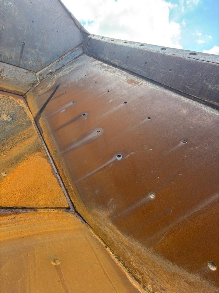 Сочленённый самосвал CAT 745 C (CE /Low Hours): фото 25