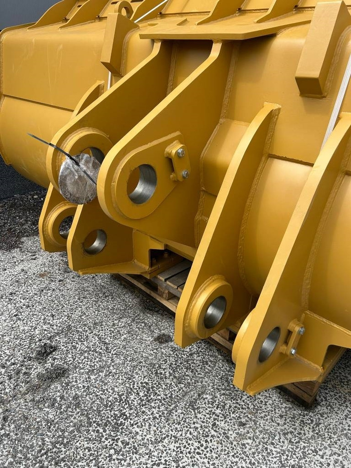 CAT 988 K Rock Bucket - Ковш для Строительной техники: фото 4 CAT 988 K Rock Bucket - Ковш для Строительной техники: фото 4