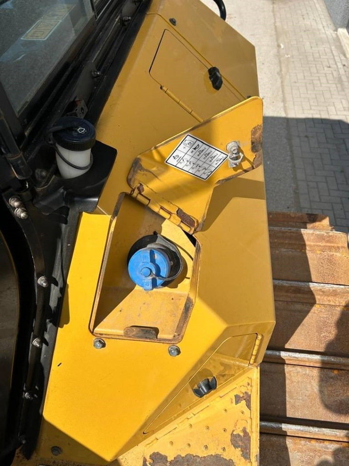 Бульдозер CAT D 5 LGP (new undercarriage + ripper): фото 14