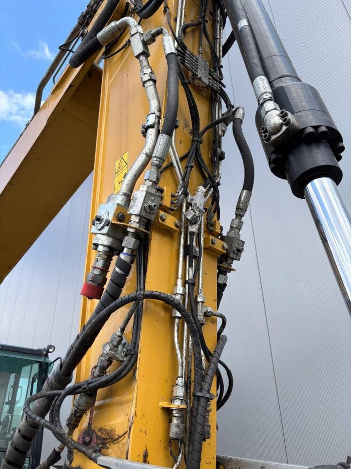 Колёсный экскаватор CAT M 313 D: фото 22