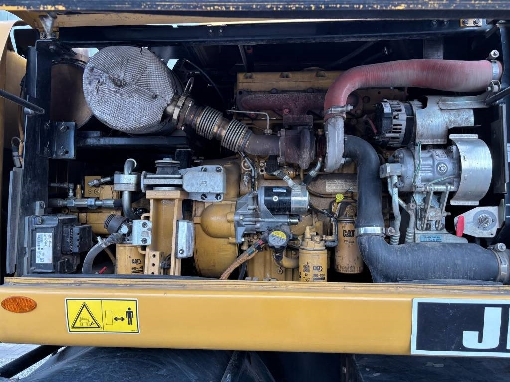 Колёсный экскаватор CAT M 313 D: фото 16