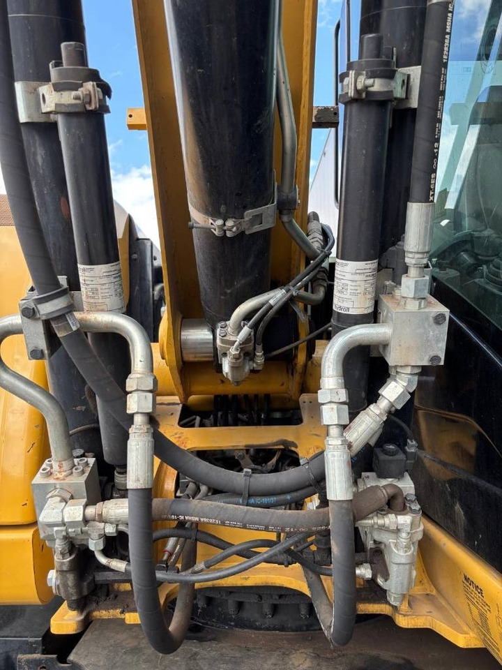 Колёсный экскаватор CAT M 313 D: фото 24