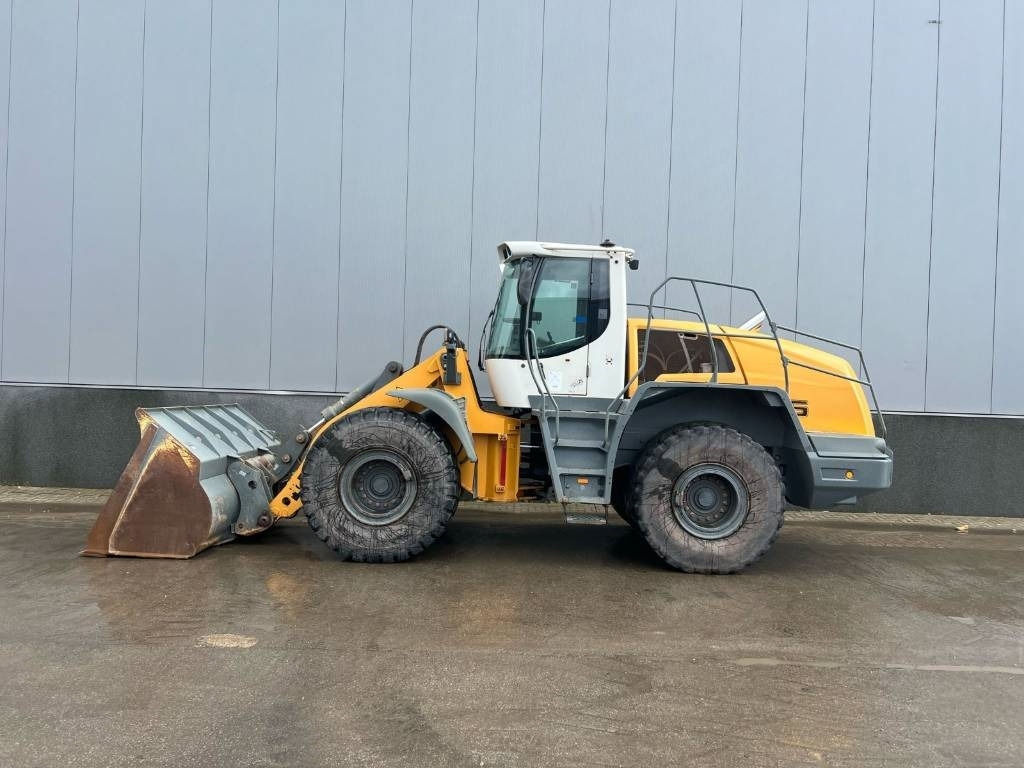 Колёсный погрузчик Liebherr L 550 (Comes with High-tip - Mit Hochkipper): фото 1