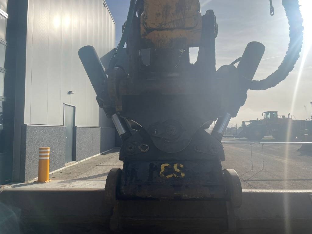 Гусеничный экскаватор Liebherr R 926 LC: фото 9