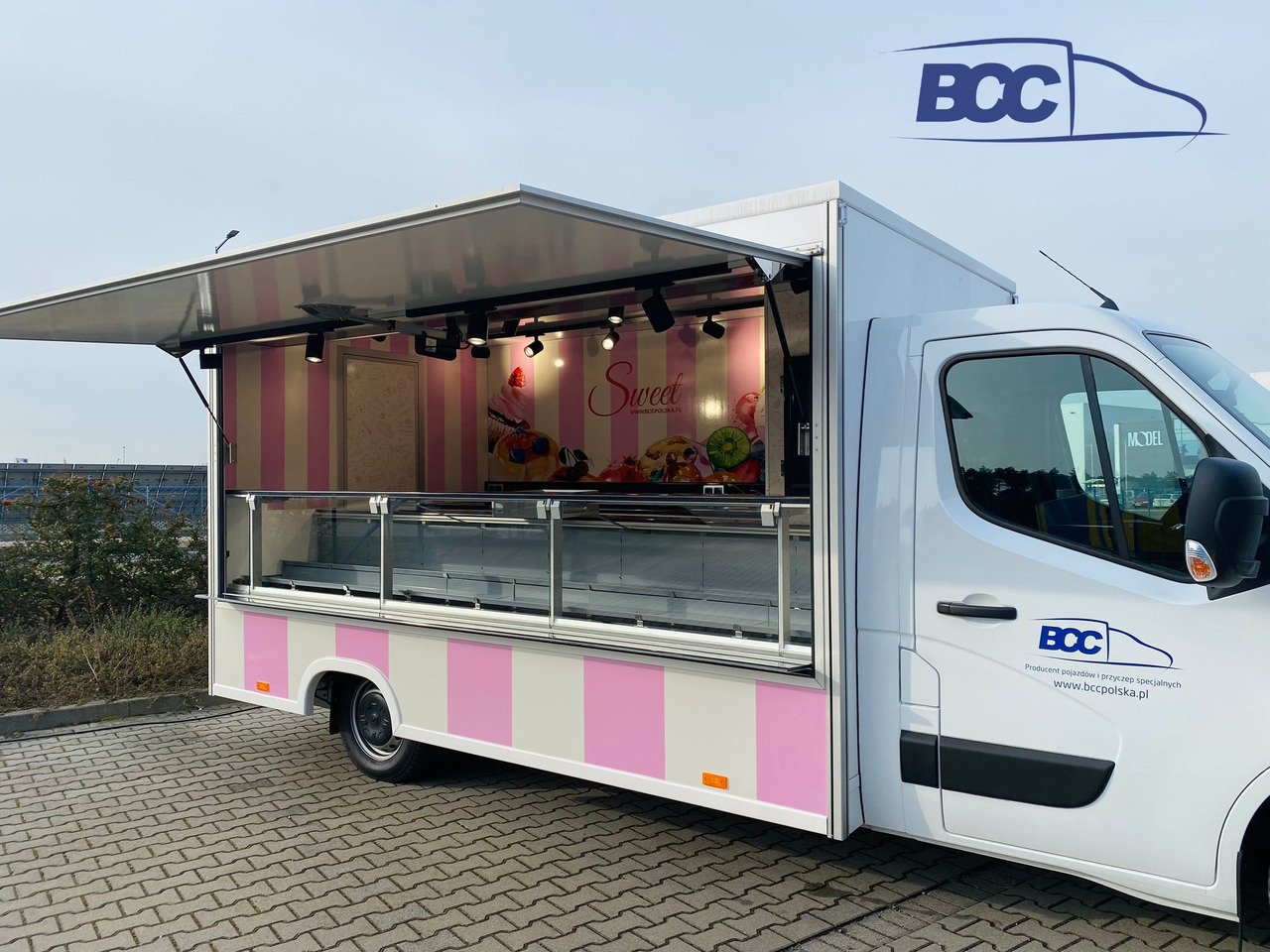 BCC POLSKA - FOOD TRUCK - MOBILNA LODZIARNIA, PEUGEOT BOXER - Торговый грузовик: фото 2 BCC POLSKA - FOOD TRUCK - MOBILNA LODZIARNIA, PEUGEOT BOXER - Торговый грузовик: фото 2