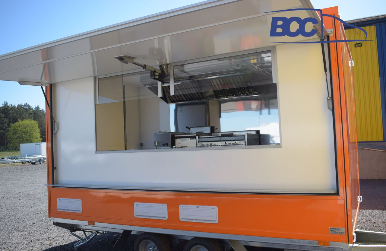 Новый Торговый прицеп BCC POLSKA - PRZYCZEPA GASTRONOMICZNA - FOOD TRUCK - CATERING TRAILER - HANDLOWA, PIZZA, BURGER, KEBAB, KURCZAK Z ROŻNA, LODY, KAWA, PĄCZKI: фото 7